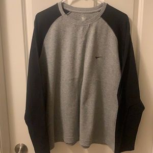 Men’s Large Nike Long Sleeve Shirt